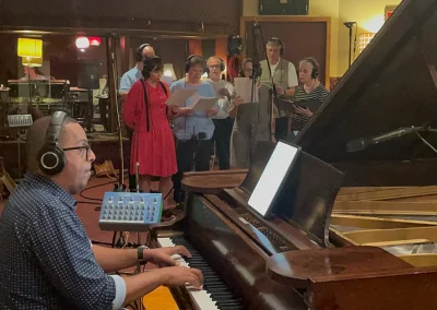 L'enregistrement de Viens, deviens chemin, en studio avec Gregory Charles